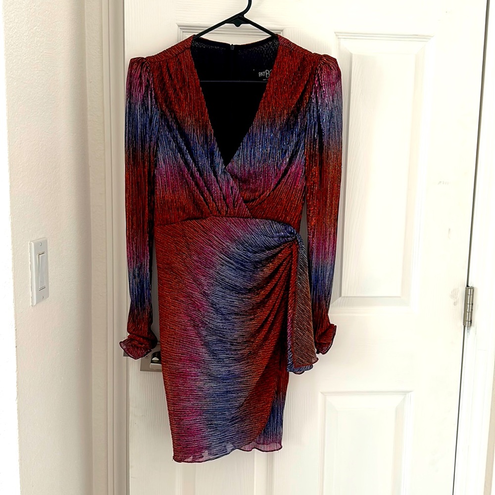 Never worn in excellent condition with no tag